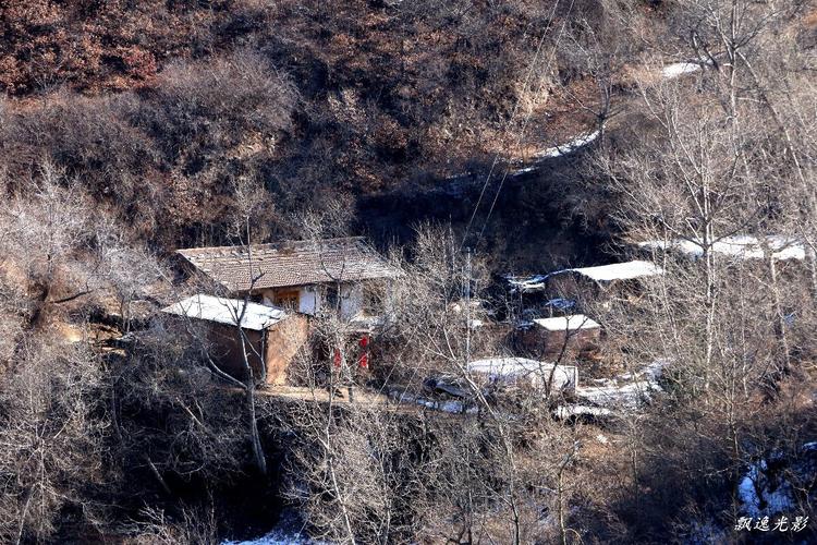 我把店吹进了山坳坳，一个发卡网平台和它背后的小铺老板